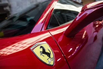 Ferrari поскъпна с 6% в дебюта си