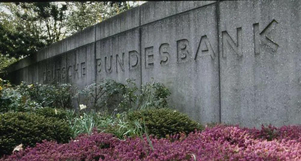 Бундесбанк завиши прогнозата си за германската икономика