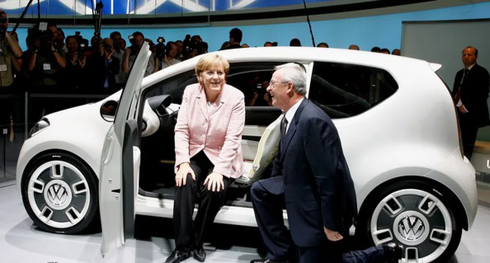 Предлагат за продан старата кола на Ангела Меркел