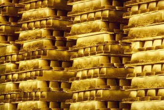 Централните банки дават сигнал за продажба на златото