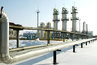 Приеха програма за задължителния запас на нефт в България
