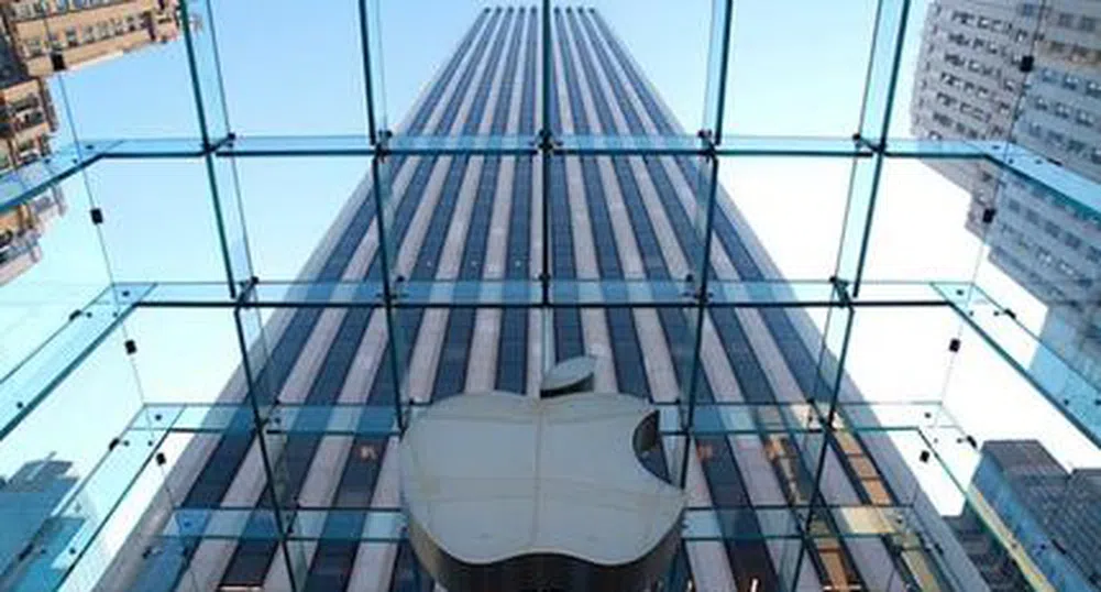 Apple стана най-скъпата компания в САЩ