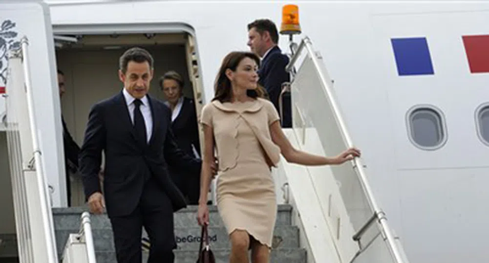 Саркози харчи повече пари от Кралицата на Англия