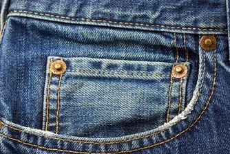 Знаете ли защо на джобовете на дънките има малки нитове?