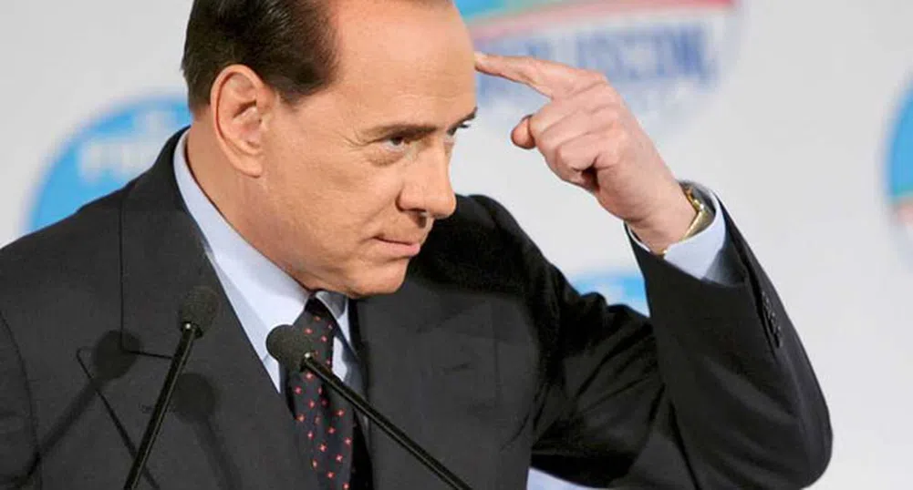 Берлускони представи впечатляваща данъчна декларация
