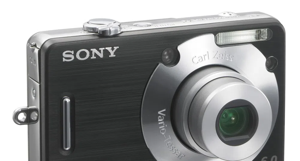 Sony разработва 3D фотоапарати