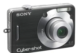 Sony разработва 3D фотоапарати