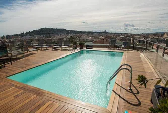 Най-красивите басейни в Барселона