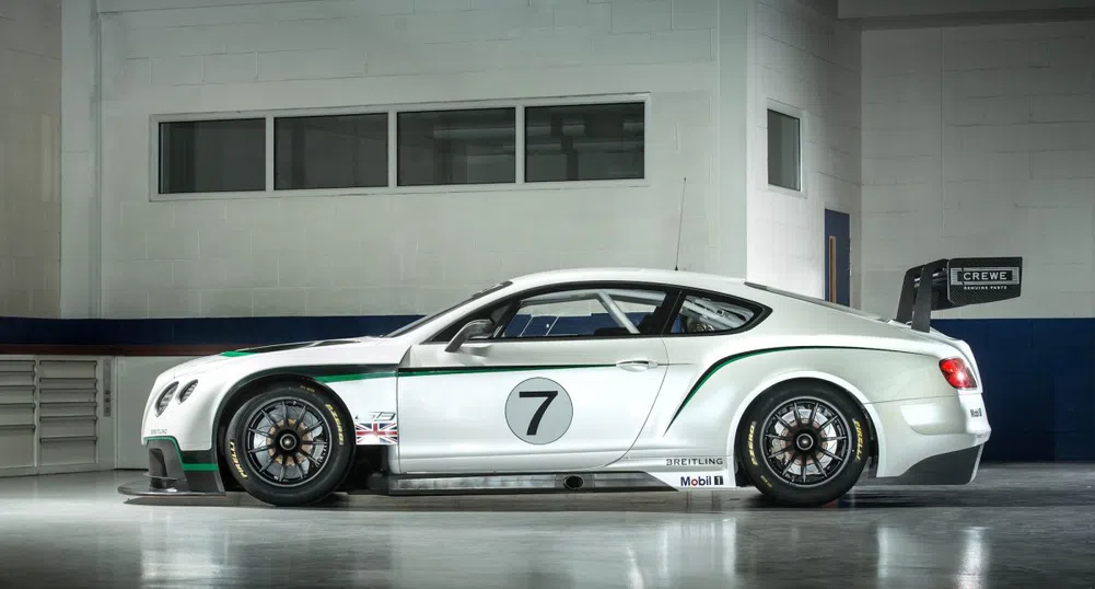 Bentley показа новия си състезателен автомобил