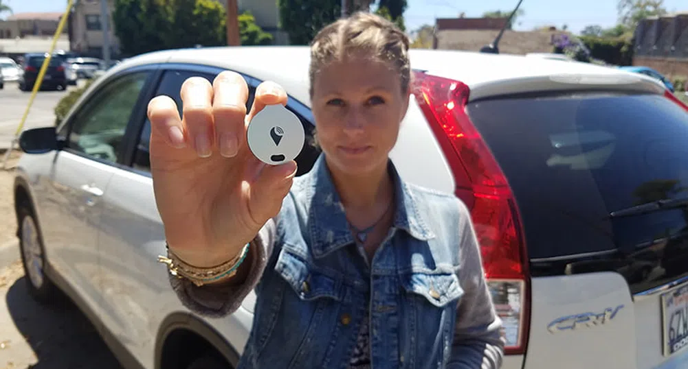 С това мини устройство следите колата си през смартфона