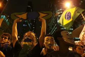 Сблъсъци между полиция и протестиращи в Рио