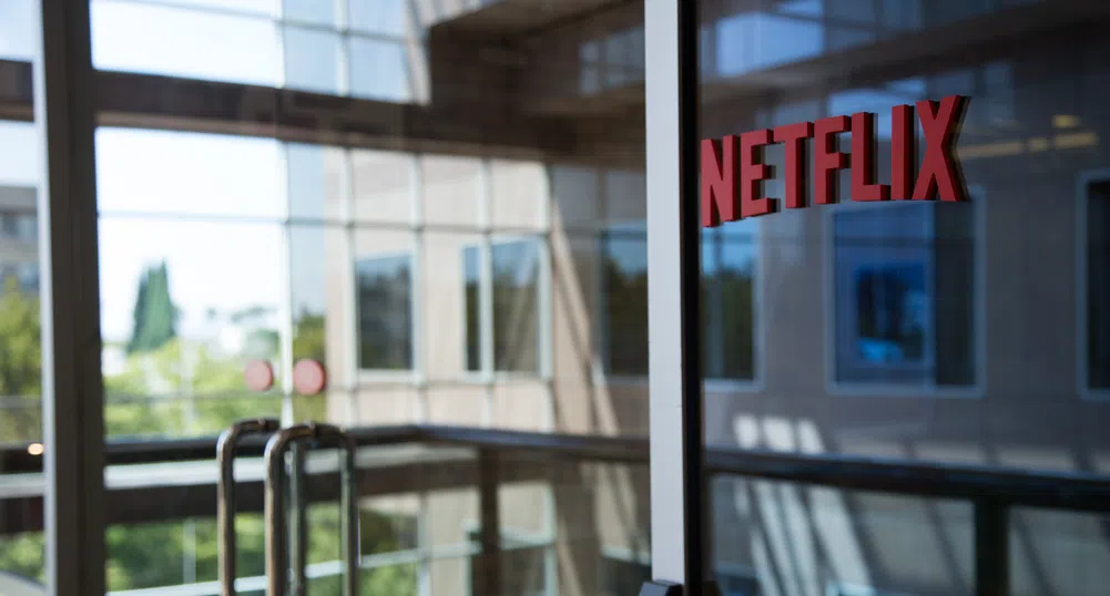 Акциите на Netflix скачат след сериозно увеличение на абонати