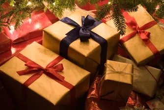 Децата вече искат пари за Коледа, жените - скъпи подаръци