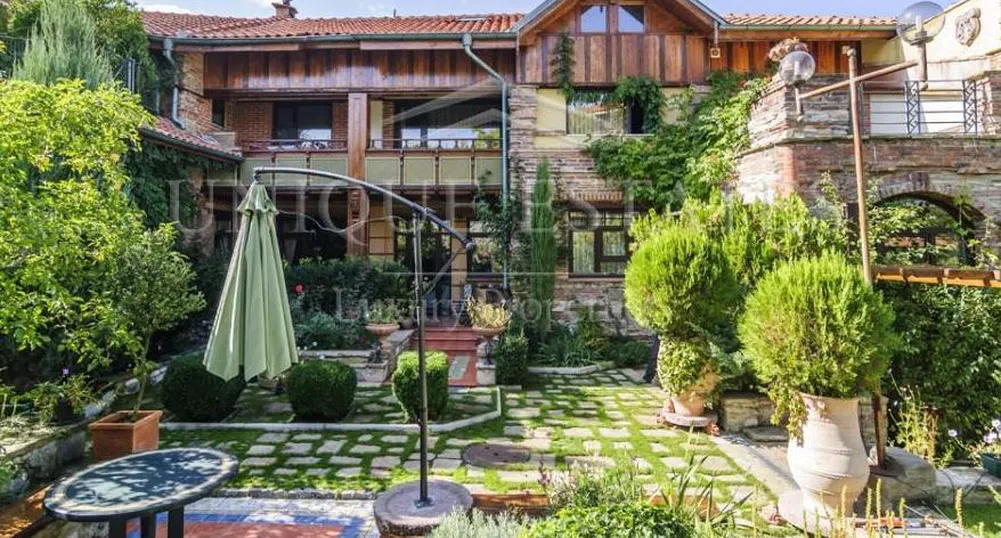 Уникална къща в Бояна под наем за 4 000 евро/месец