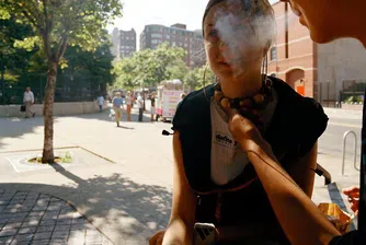 Ограничават пушенето и на открито в Ню Йорк?