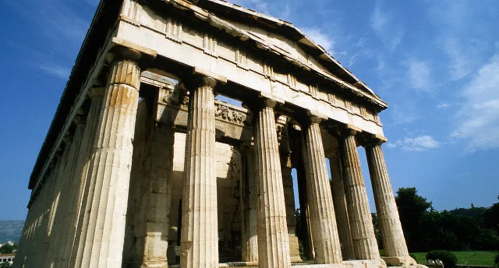 Брюксел няма да поиска от Атина да намали дълга си
