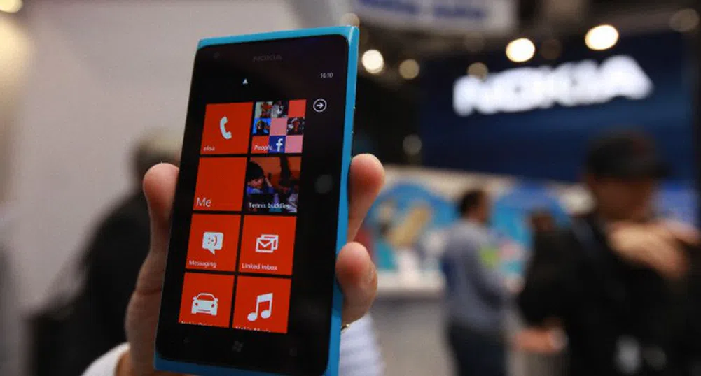 Цената на Nokia Lumia 900 падна на 50 долара в САЩ