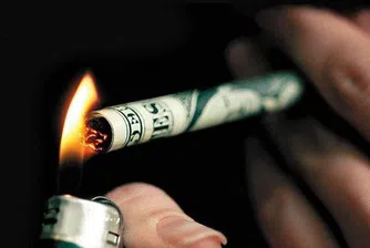 Пушачите ще плащат повече за здраве в САЩ
