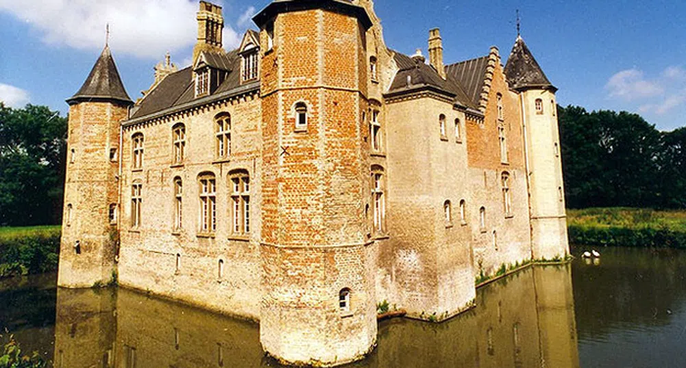 7 замъка, които струват по-малко от апартамент