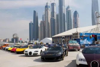 Уникално авто изложение в мол в Дубай (видео)
