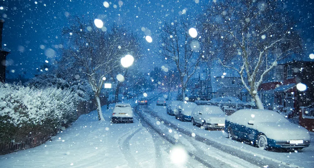 Силен снеговалеж доведе до пътни инциденти в Германия