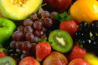 Продължава сезонното намаление на цените на плодовете