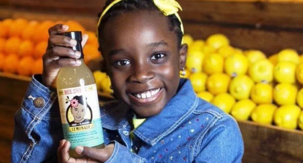 Това 11-годишно момиче продава лимонада и е по-успяло от вас