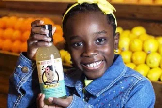 Това 11-годишно момиче продава лимонада и е по-успяло от вас