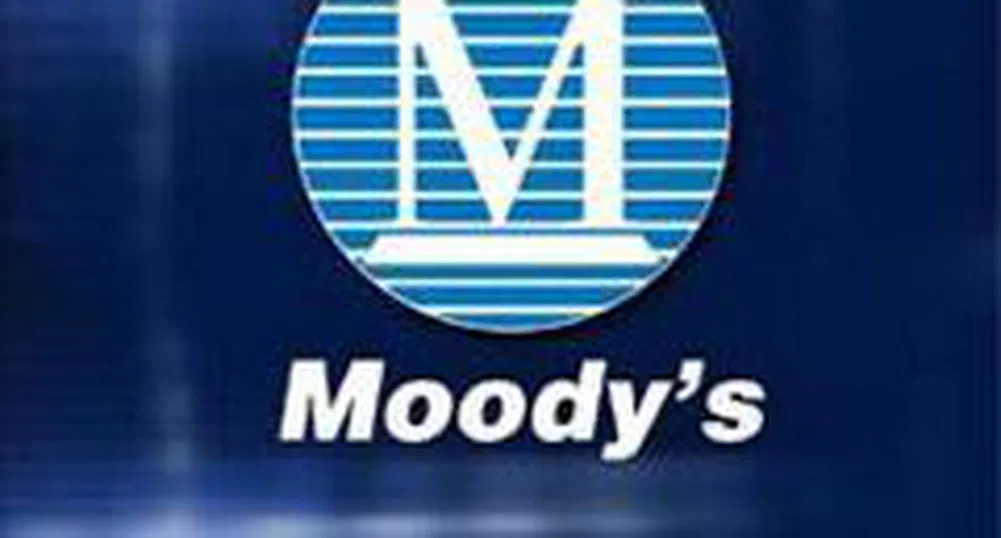 Moody's понижи рейтинга на дълга на Япония