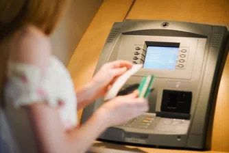 Отново ръст при внасянето на пари чрез банкомат