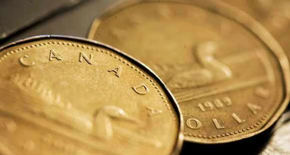 Канадският долар с петмесечен максимум