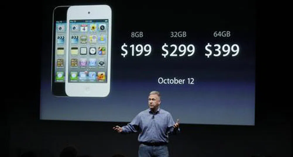 Apple представи новия iPhone 4S