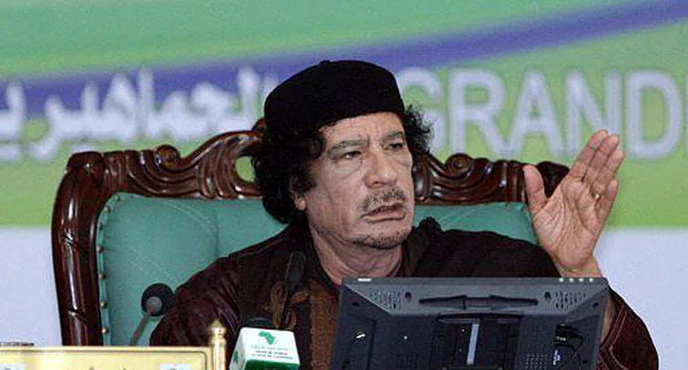 Светът подготвя незабавни мерки срещу Кадафи