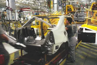 За първи път Dacia произведе 300 000 коли за 11 месеца