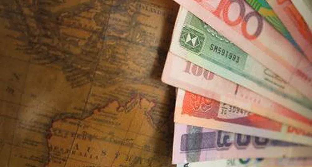 Слабият превес на лихвоносните валути остава на пазара