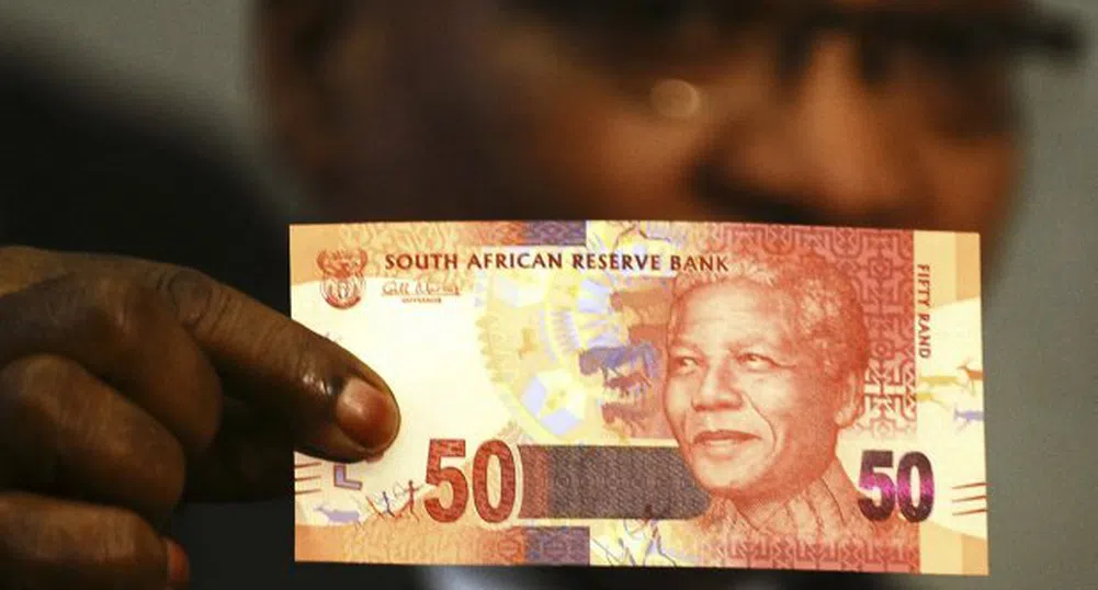 Пускат банкнота с лика на Нелсън Мандела