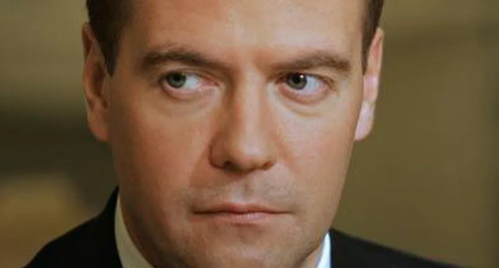 Медведев: Все пак не бива да се изключва провал на еврото