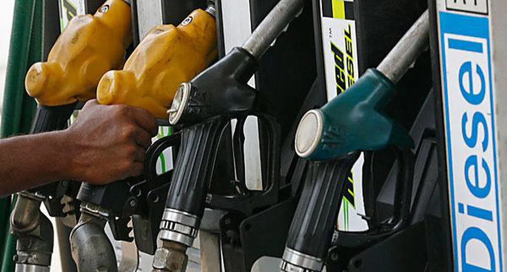Бензинът в Гърция стигна 1.7 евро/литър