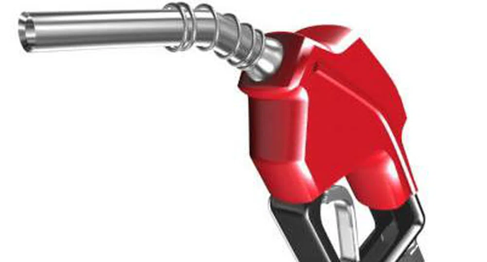Кой е виновен за скъпия бензин и дизел – алчната петролна индустрия!