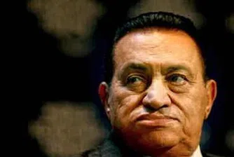 Египет замрази авоари на Мубарак, забранява му да пътува