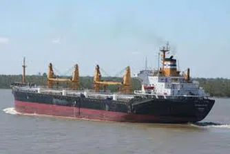 Продават български кораб в Хонконг заради дългове