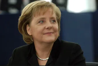 Меркел предложила на Япония да стане член на НАТО