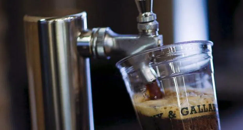 Студеното кафе, което не се вари, става все по-популярно в САЩ