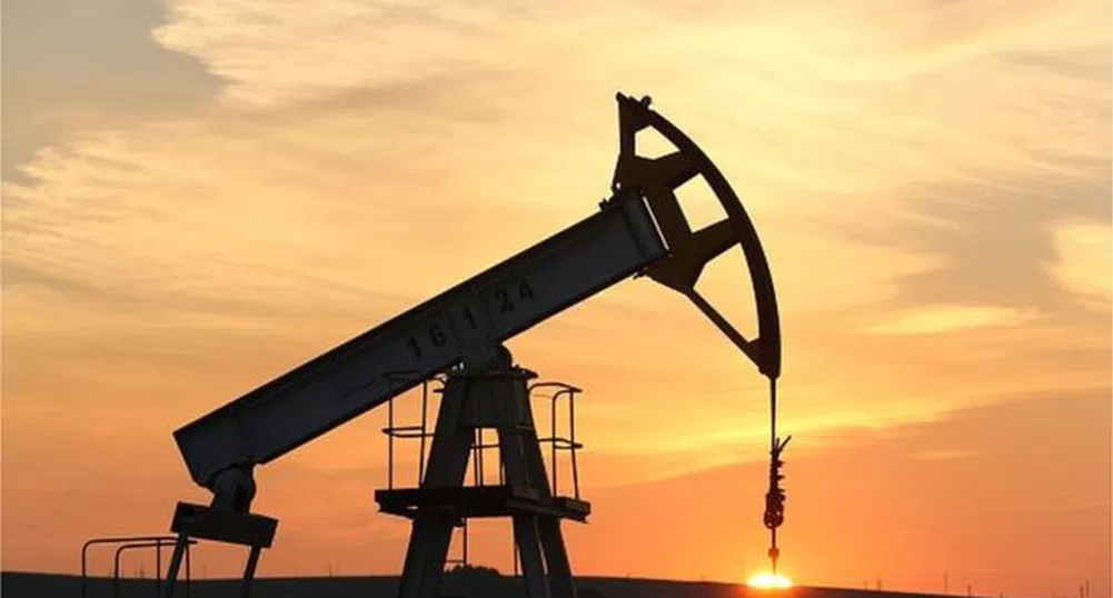 Петролът се повиши до най-високото си ниво от ноември на 2015 г.