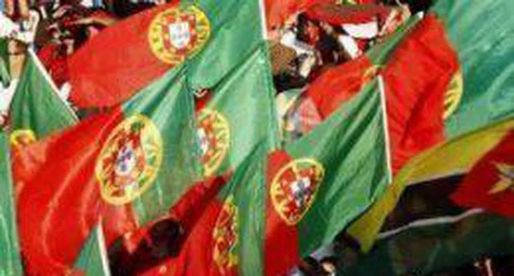Португалия пласира 599 млн. евро облигации при 6.716%