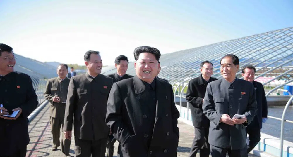 Ким Чен-ун пътува навсякъде с персонална мобилна тоалетна