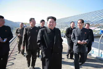 Ким Чен-ун пътува навсякъде с персонална мобилна тоалетна
