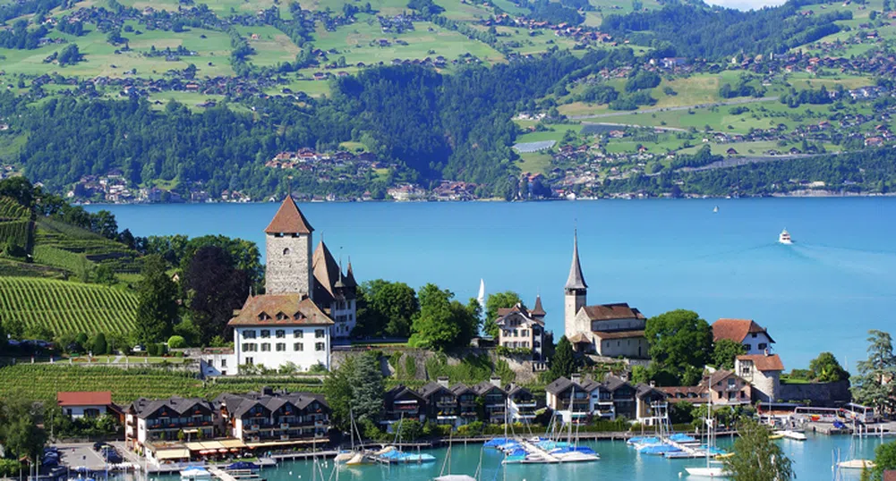 Швейцария е най-добрата страна за чужденци