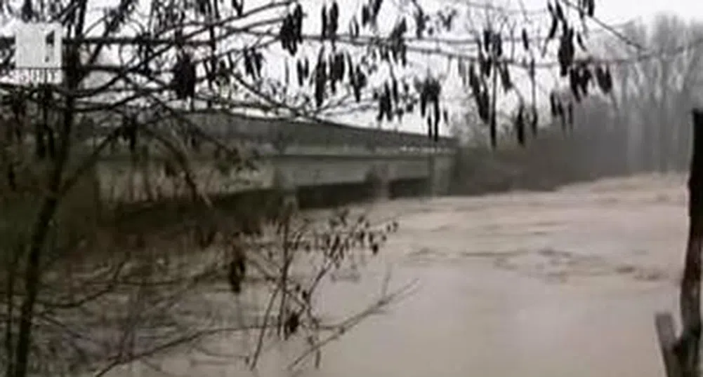 Пет жертви на наводненията в Южна България