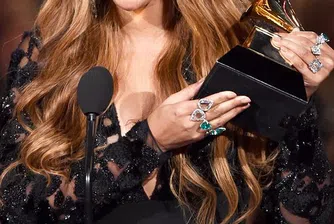 Бионсе с бижута за 10 млн. долара на наградите Грами